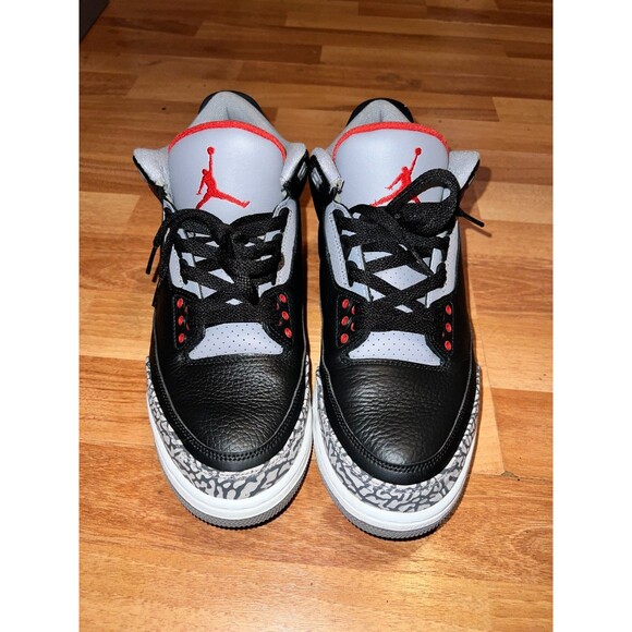 Air Jordan 3 Retro OG Mid Black Cement Size 10 - Picture 2 of 8